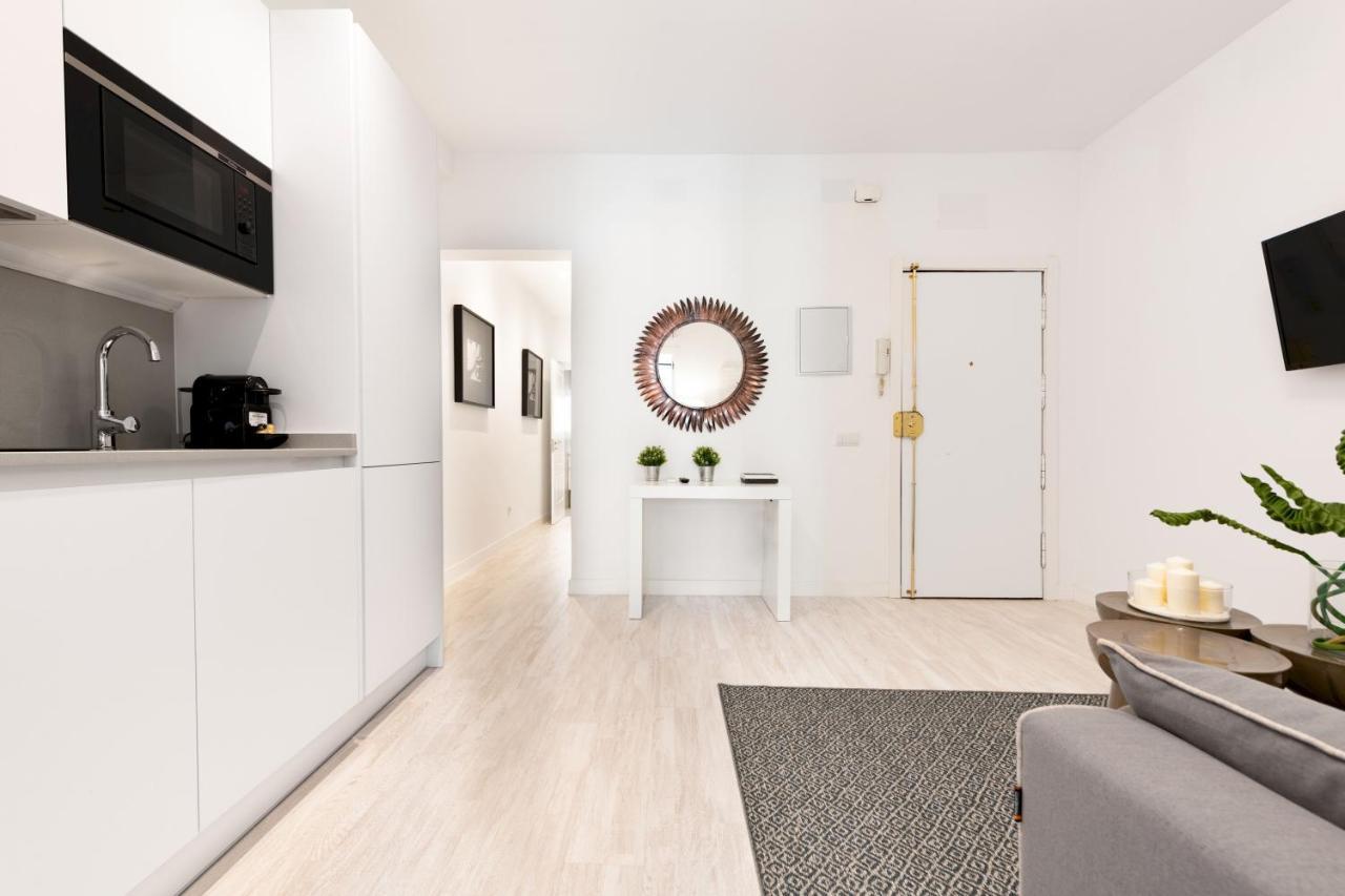 1 Bedroom 1 Bathroom- Lavapies- Minty Stay- Ave Maria Madrid Exterior foto